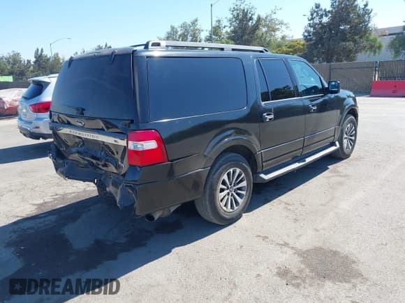 ✅ 2015 Ford Expedition Max XLT • VIN: 1FMJK1JT5FEF32171 • Lot: 42865293. Listed on IAAI with 197,568 mi. Free auction sales archive from the USA and detailed vehicle history report at DreamBid. Image 4.