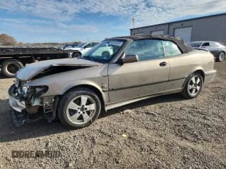 ✅ 2003 Saab 9-3 SE • VIN: YS3DF78K537005696 • Lot: 92610425. Listed on Copart with 102,420 mi. Free auction sales archive from the USA and detailed vehicle history report at DreamBid. Image 1.