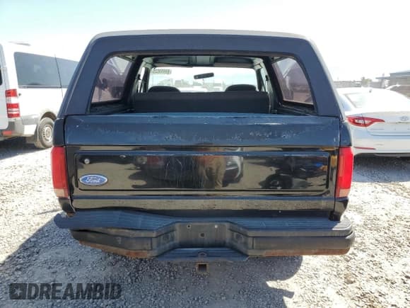 ✅ 1991 Ford Bronco Custom • VIN: 1FMEU15H4MLA53718 • Лот: 69699035. Опубликован ранее на Copart с пробегом 58 012 миль. Бесплатный доступ к архиву аукционных продаж из США и подробный отчёт об истории автомобиля на DreamBid. Изображение 6.