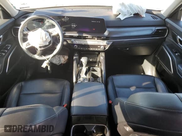 ✅ 2024 Kia Telluride S • VIN: 5XYP6DGC6RG491461 • Lot: 89546105. Listed on Copart with 62,106 mi. Free auction sales archive from the USA and detailed vehicle history report at DreamBid. Image 8.