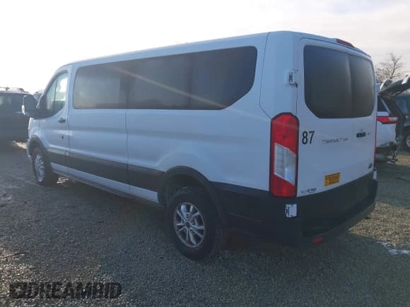 ✅ 2021 Ford Transit Passenger XL • VIN: 1FBAX2Y81MKA14882 • Лот: 41861105. Опубликован ранее на IAAI с пробегом 71 457 миль. Бесплатный доступ к архиву аукционных продаж из США и подробный отчёт об истории автомобиля на DreamBid. Изображение 3.