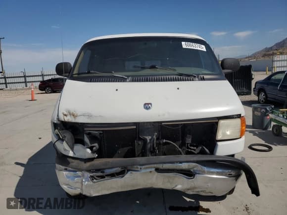✅ 2000 Dodge Passenger • VIN: 2B5WB35Z7YK159467 • Lot: 60663745. Listed on Copart with 137,882 mi. Free auction sales archive from the USA and detailed vehicle history report at DreamBid. Image 5.