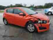 ✅ 2013 Chevrolet Sonic LT • VIN: 1G1JC6SHXD4142896 • Лот: 75015374. Размещён на Copart с пробегом 150 472 миль миль. Получите бесплатный доступ к архиву аукционных продаж из США и посмотрите подробный отчёт об истории автомобиля на DreamBid. Изображение 4.