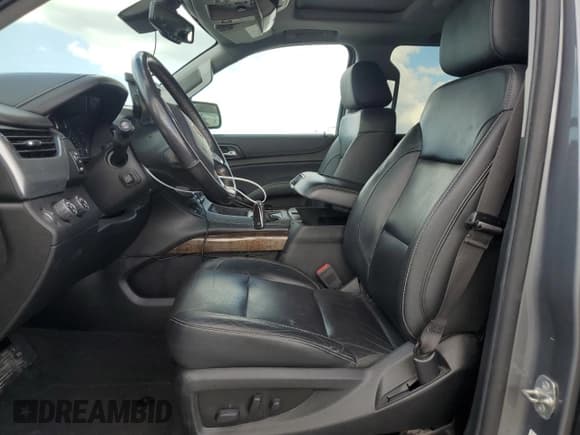 ✅ 2020 Chevrolet Suburban LT • VIN: 1GNSKHKC6LR225197 • Lot: 71742655. Listed on Copart with 72,554 mi. Free auction sales archive from the USA and detailed vehicle history report at DreamBid. Image 7.