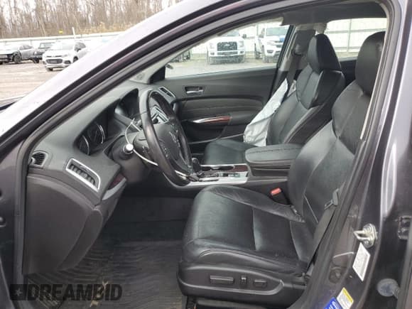 ✅ 2017 Acura TLX Technology • VIN: 19UUB1F5XHA002317 • Lot: 91042895. Listed on Copart with 121,656 mi. Free auction sales archive from the USA and detailed vehicle history report at DreamBid. Image 7.