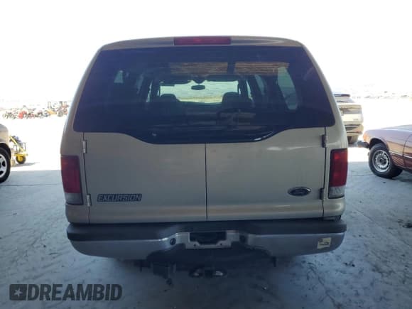 ✅ 2003 Ford Excursion Special Serv • VIN: 1FMNU40L63EA91712 • Лот: 63870565. Опубликован ранее на Copart с пробегом 205 019 миль. Бесплатный доступ к архиву аукционных продаж из США и подробный отчёт об истории автомобиля на DreamBid. Изображение 6.