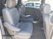 ✅ 2008 Toyota Sienna XLE • VIN: 5TDZK22C68S212074 • Lot: 42977851. Wystawiony na IAAI z przebiegiem 203 925 mil. Bezpłatny archiwum sprzedaży aukcyjnych z USA i szczegółowy raport historii pojazdu na DreamBid. Zdjęcie 8.