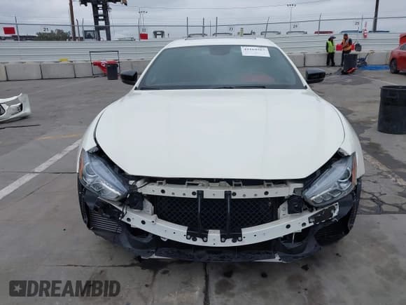 ✅ 2019 Maserati Ghibli • VIN: ZAM57XSA3K1334046 • Lot: 42164567. Listed on IAAI with 33,971 mi. Free auction sales archive from the USA and detailed vehicle history report at DreamBid. Image 13.