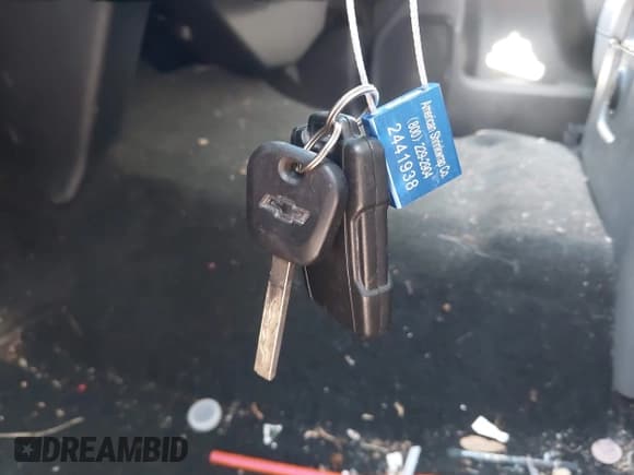 ✅ 2018 Chevrolet Silverado 1500 LT • VIN: 3GCPCREC5JG227663 • Лот: 43297680. Опубликован ранее на IAAI с пробегом 128 984 миль. Бесплатный доступ к архиву аукционных продаж из США и подробный отчёт об истории автомобиля на DreamBid. Изображение 11.