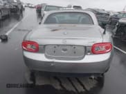 ✅ 2012 Mazda MX-5 Miata Grand Touring • VIN: JM1NC2PF2C0222885 • Lot: 43547461. Listed on IAAI with 82,803 mi. Free auction sales archive from the USA and detailed vehicle history report at DreamBid. Image 16.