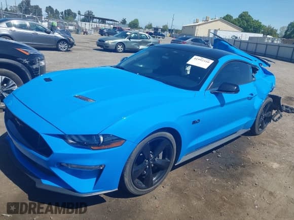 ✅ 2022 Ford Mustang GT • VIN: 1FA6P8CFXN5107884 • Lot: 41992310. Listed on IAAI with 34,673 mi. Free auction sales archive from the USA and detailed vehicle history report at DreamBid. Image 2.