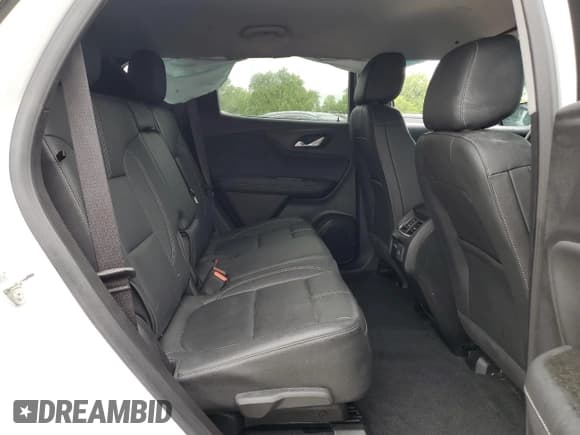 ✅ 2024 Chevrolet Blazer LT • VIN: 3GNKBJRS6RS199677 • Lot: 58619585. Listed on Copart with 19,199 mi. Free auction sales archive from the USA and detailed vehicle history report at DreamBid. Image 11.