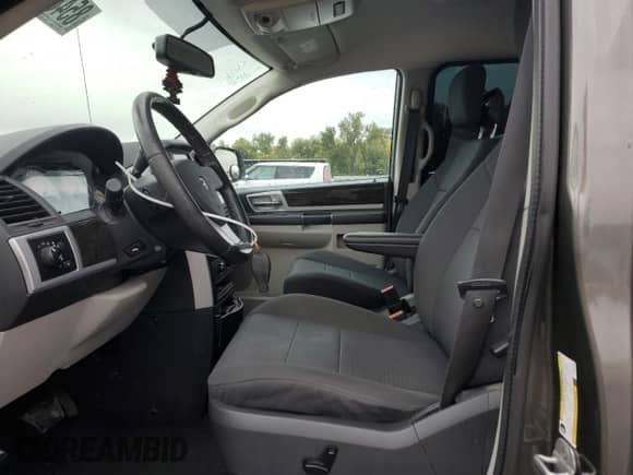 2010 Dodge Grand Caravan SXT с VIN 2D4RN5D12AR439560, выставлен на аукционе Copart как лот 85485245 с пробегом 153 527 миль миль и Списание • Salvage title. История ставок и продаж доступна на DreamBid. Изображение 7.