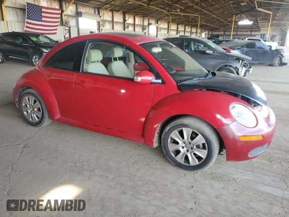 ✅ 2009 Volkswagen Beetle S • VIN: 3VWRW31C19M505567 • Lot: 90930245. Wystawiony na Copart z przebiegiem 189 186 mil. Bezpłatny archiwum sprzedaży aukcyjnych z USA i szczegółowy raport historii pojazdu na DreamBid. Zdjęcie 4.