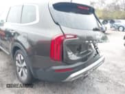 ✅ 2022 Kia Telluride EX • VIN: 5XYP3DHCXNG230576 • Lot: 43750336. Wystawiony na IAAI z przebiegiem 62 343 mil. Bezpłatny archiwum sprzedaży aukcyjnych z USA i szczegółowy raport historii pojazdu na DreamBid. Zdjęcie 18.