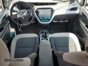 ✅ 2018 Chevrolet Bolt EV LT • VIN: 1G1FW6S05J4113373 • Lot: 60021014. Wystawiony na Copart z przebiegiem 43 557 mil. Bezpłatny archiwum sprzedaży aukcyjnych z USA i szczegółowy raport historii pojazdu na DreamBid. Zdjęcie 8.