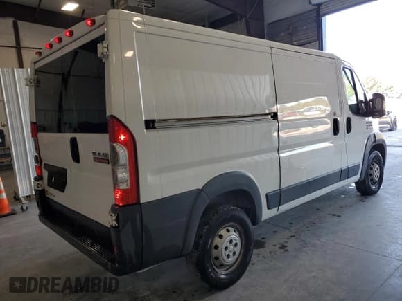 ✅ 2014 Ram ProMaster Cargo • VIN: 3C6TRVAG6EE123058 • Lot: 89519965. Wystawiony na Copart z przebiegiem 154 367 mil. Bezpłatny archiwum sprzedaży aukcyjnych z USA i szczegółowy raport historii pojazdu na DreamBid. Zdjęcie 3.
