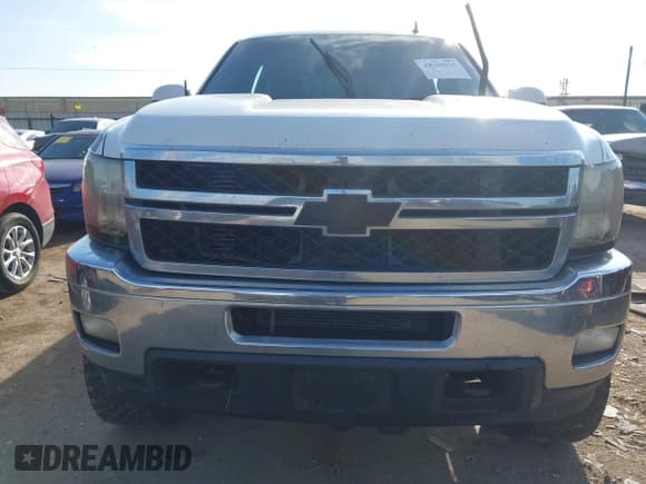✅ 2012 Chevrolet Silverado 2500HD LTZ • VIN: 1GC1KYE85CF175082 • Lot: 43259325. Listed on IAAI with Not provided. Free auction sales archive from the USA and detailed vehicle history report at DreamBid. Image 12.