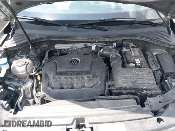 ✅ 2022 Volkswagen Tiguan SE • VIN: 3VV2B7AXXNM156043 • Lot: 43009418. Wystawiony na IAAI z przebiegiem 45 131 mil. Bezpłatny archiwum sprzedaży aukcyjnych z USA i szczegółowy raport historii pojazdu na DreamBid. Zdjęcie 10.