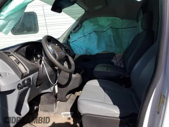 ✅ 2018 Ford Transit • VIN: 1FTYR1YM5JKB13583 • Лот: 86318844. Опубликован ранее на Copart с пробегом 80 535 миль. Бесплатный доступ к архиву аукционных продаж из США и подробный отчёт об истории автомобиля на DreamBid. Изображение 5.