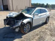 ✅ 2019 Infiniti QX50 Essential • VIN: 3PCAJ5M37KF106968 • Lot: 43619395. Wystawiony na IAAI z przebiegiem 44 637 mil. Bezpłatny archiwum sprzedaży aukcyjnych z USA i szczegółowy raport historii pojazdu na DreamBid. Zdjęcie 2.