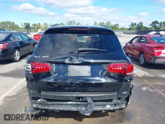 ✅ 2021 Mercedes-Benz GLC 300 • VIN: W1N0G8DB7MV322349 • Лот: 43427981. Опубликован ранее на IAAI с пробегом 48 505 миль. Бесплатный доступ к архиву аукционных продаж из США и подробный отчёт об истории автомобиля на DreamBid. Изображение 16.