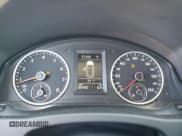 ✅ 2012 Volkswagen Tiguan LE • VIN: WVGAV7AXXCW544268 • Lot: 58389625. Listed on Copart with 84,192 mi. Free auction sales archive from the USA and detailed vehicle history report at DreamBid. Image 9.