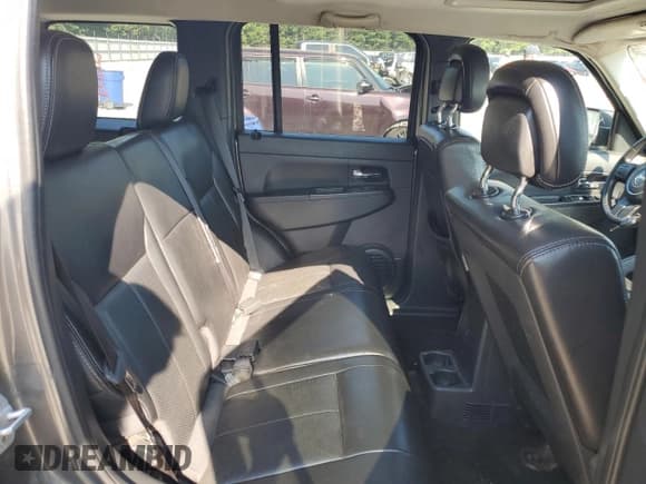 ✅ 2012 Jeep Liberty Sport Latitude • VIN: 1C4PJLAK0CW180157 • Lot: 60892905. Listed on Copart with 253,827 mi. Free auction sales archive from the USA and detailed vehicle history report at DreamBid. Image 10.