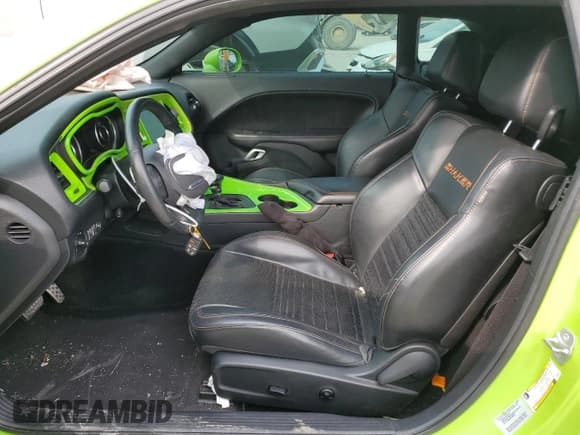 ✅ 2015 Dodge Challenger R/T Scat Pack • VIN: 2C3CDZFJ7FH884825 • Lot: 51170364. Wystawiony na Copart z przebiegiem 32 017 mil. Bezpłatny archiwum sprzedaży aukcyjnych z USA i szczegółowy raport historii pojazdu na DreamBid. Zdjęcie 7.