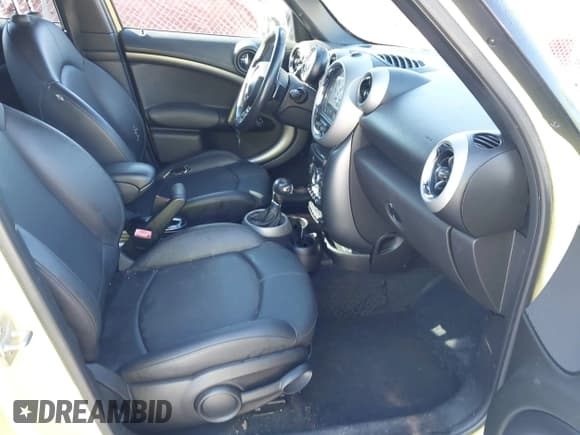 ✅ 2012 MINI Countryman S • VIN: WMWZC3C53CWL86144 • Lot: 43508651. Listed on IAAI with 171,311 mi. Free auction sales archive from the USA and detailed vehicle history report at DreamBid. Image 5.