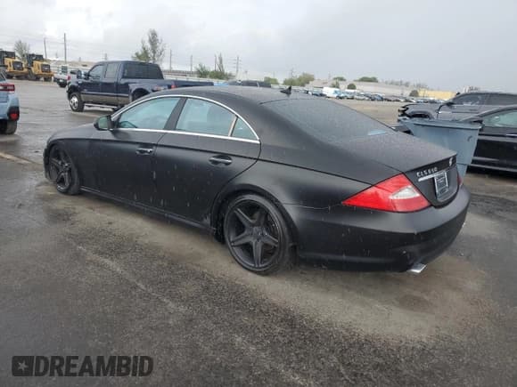 ✅ 2009 Mercedes-Benz CLS 550 • VIN: WDDDJ72XX9A153192 • Lot: 68124695. Listed on Copart with 113,687 mi. Free auction sales archive from the USA and detailed vehicle history report at DreamBid. Image 2.