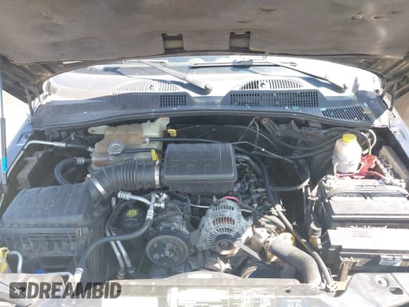 ✅ 2003 Jeep Liberty Sport • VIN: 1J4GL48K13W675080 • Лот: 43192568. Опубликован ранее на IAAI с пробегом 197 659 миль. Бесплатный доступ к архиву аукционных продаж из США и подробный отчёт об истории автомобиля на DreamBid. Изображение 10.