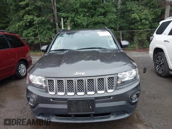 ✅ 2014 Jeep Compass High Altitude • VIN: 1C4NJCEA9ED780084 • Lot: 42589840. Wystawiony na IAAI z przebiegiem 128 319 mil. Bezpłatny archiwum sprzedaży aukcyjnych z USA i szczegółowy raport historii pojazdu na DreamBid. Zdjęcie 12.