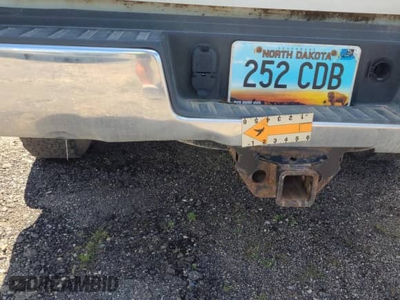 ✅ 2018 Chevrolet Silverado 2500HD Work Truck • VIN: 1GC1KUEG5JF112822 • Lot: 43037111. Wystawiony na IAAI z przebiegiem 186 302 mil. Bezpłatny archiwum sprzedaży aukcyjnych z USA i szczegółowy raport historii pojazdu na DreamBid. Zdjęcie 1.