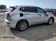 ✅ 2018 Buick Envision Essence • VIN: LRBFX1SA7JD027447 • Lot: 81421225. Wystawiony na Copart z przebiegiem 41 444 mil. Bezpłatny archiwum sprzedaży aukcyjnych z USA i szczegółowy raport historii pojazdu na DreamBid. Zdjęcie 3.