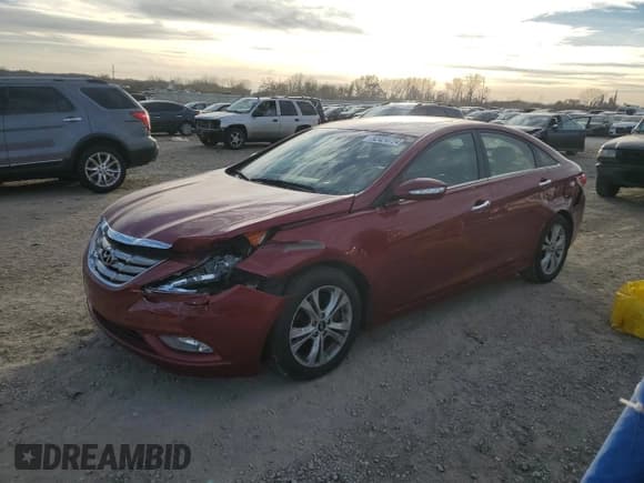 ✅ 2011 Hyundai Sonata Limited • VIN: 5NPEC4AC3BH305169 • Лот: 82424724. Опубликован ранее на Copart с пробегом 126 739 миль. Бесплатный доступ к архиву аукционных продаж из США и подробный отчёт об истории автомобиля на DreamBid. Изображение 1.