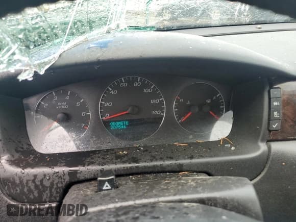 ✅ 2014 Chevrolet Impala LT • VIN: 2G1WB5E33E1126166 • Лот: 61951534. Опубликован ранее на Copart с пробегом 207 546 миль. Бесплатный доступ к архиву аукционных продаж из США и подробный отчёт об истории автомобиля на DreamBid. Изображение 9.