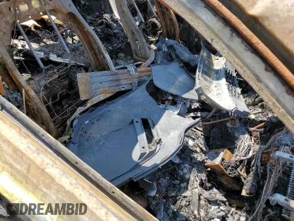 ✅ 2013 Buick Verano Group • VIN: 1G4PS5SK1D4185531 • Лот: 63691355. Опубликован ранее на Copart с пробегом Не указан. Бесплатный доступ к архиву аукционных продаж из США и подробный отчёт об истории автомобиля на DreamBid. Изображение 12.