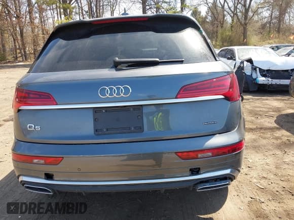 ✅ 2024 Audi Q5 S line Premium • VIN: WA1GAAFY8R2072137 • Лот: 41993895. Опубликован ранее на IAAI с пробегом 28 437 миль. Бесплатный доступ к архиву аукционных продаж из США и подробный отчёт об истории автомобиля на DreamBid. Изображение 16.