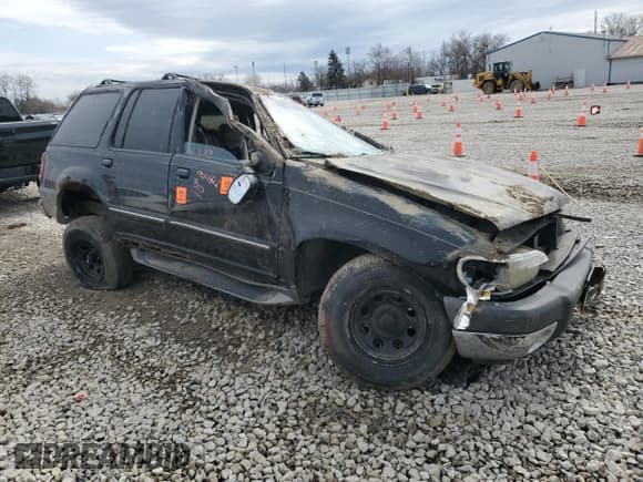 ✅ 2001 Ford Explorer XLT • VIN: 1FMZU73E21ZA62780 • Лот: 48126875. Опубликован ранее на Copart с пробегом Не указан. Бесплатный доступ к архиву аукционных продаж из США и подробный отчёт об истории автомобиля на DreamBid. Изображение 4.