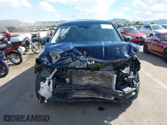 ✅ 2022 Kia Carnival LXS • VIN: KNDNB4H31N6121856 • Лот: 43150989. Опубликован ранее на IAAI с пробегом 93 191 миль. Бесплатный доступ к архиву аукционных продаж из США и подробный отчёт об истории автомобиля на DreamBid. Изображение 6.