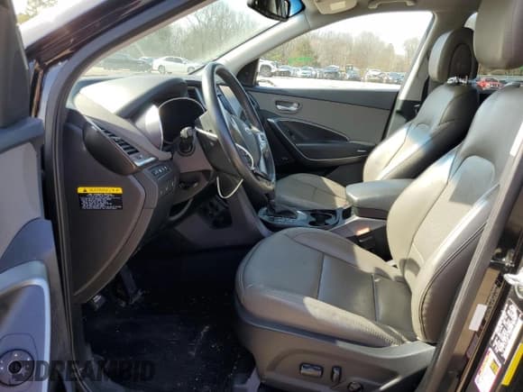 ✅ 2017 Hyundai Santa Fe Ultimate • VIN: 5XYZWDLA7HG421611 • Лот: 43255154. Опубликован ранее на Copart с пробегом 86 445 миль. Бесплатный доступ к архиву аукционных продаж из США и подробный отчёт об истории автомобиля на DreamBid. Изображение 7.