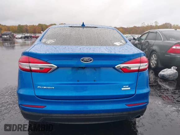✅ 2020 Ford Fusion SE • VIN: 3FA6P0HD2LR125024 • Lot: 43503651. Wystawiony na IAAI z przebiegiem 72 278 mil. Bezpłatny archiwum sprzedaży aukcyjnych z USA i szczegółowy raport historii pojazdu na DreamBid. Zdjęcie 17.