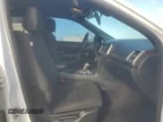 ✅ 2018 Jeep Grand Cherokee Altitude • VIN: 1C4RJEAG5JC338717 • Lot: 86483565. Wystawiony na Copart z przebiegiem 75 775 mil. Bezpłatny archiwum sprzedaży aukcyjnych z USA i szczegółowy raport historii pojazdu na DreamBid. Zdjęcie 7.