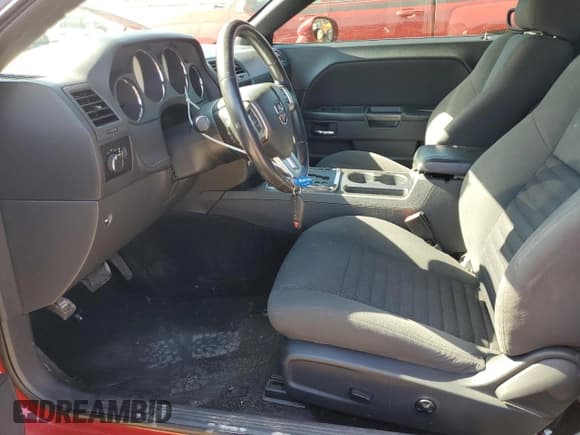 ✅ 2012 Dodge Challenger SXT • VIN: 2C3CDYAG5CH208844 • Lot: 60612314. Wystawiony na Copart z przebiegiem 154 107 mil. Bezpłatny archiwum sprzedaży aukcyjnych z USA i szczegółowy raport historii pojazdu na DreamBid. Zdjęcie 7.