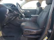 ✅ 2020 Chevrolet Traverse LT Cloth • VIN: 1GNEVMKW6LJ198749 • Lot: 90700715. Wystawiony na Copart z przebiegiem 77 958 mil. Bezpłatny archiwum sprzedaży aukcyjnych z USA i szczegółowy raport historii pojazdu na DreamBid. Zdjęcie 7.