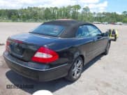 ✅ 2006 Mercedes-Benz CLK 350 • VIN: WDBTK56FX6T074273 • Lot: 42336993. Wystawiony na IAAI z przebiegiem 102 086 mil. Bezpłatny archiwum sprzedaży aukcyjnych z USA i szczegółowy raport historii pojazdu na DreamBid. Zdjęcie 4.