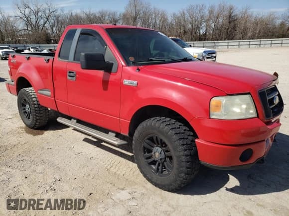 ✅ 2007 Ford F-150 STX • VIN: 1FTRF04W77KC49785 • Lot: 47466675. Wystawiony na Copart z przebiegiem Nie podano. Bezpłatny archiwum sprzedaży aukcyjnych z USA i szczegółowy raport historii pojazdu na DreamBid. Zdjęcie 4.