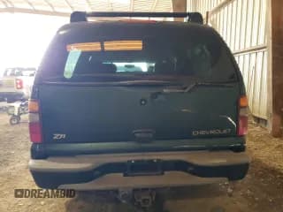 ✅ 2003 Chevrolet Suburban LT • VIN: 3GNFK16Z43G111738 • Лот: 65999154. Опубликован ранее на Copart с пробегом 247 819 миль. Бесплатный доступ к архиву аукционных продаж из США и подробный отчёт об истории автомобиля на DreamBid. Изображение 6.