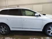 ✅ 2014 Volvo XC60 R-Design Premier Plus • VIN: YV4902DZ4E2520917 • Lot: 41563731. Listed on IAAI with 206,817 mi. Free auction sales archive from the USA and detailed vehicle history report at DreamBid. Image 13.